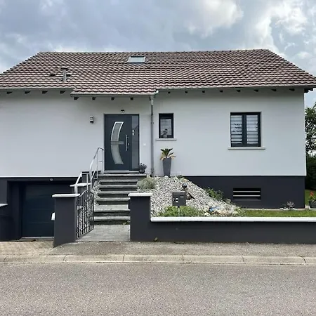 Loft Bellevue 아파트 *